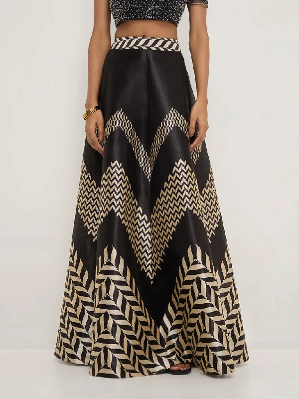 Luxury Style Vark Black Chevron Printed A-Line High-Rise Skirt