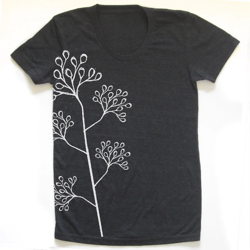 End Of The Year Blossom : women tri-blend tee