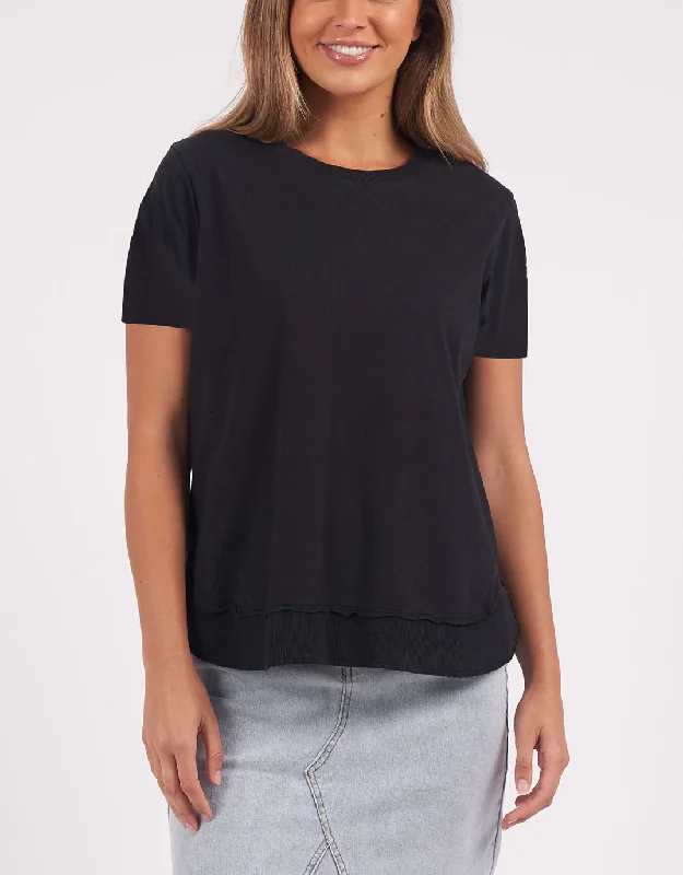 Soft And Comfortable Farrah Short Sleeve Tee - Black