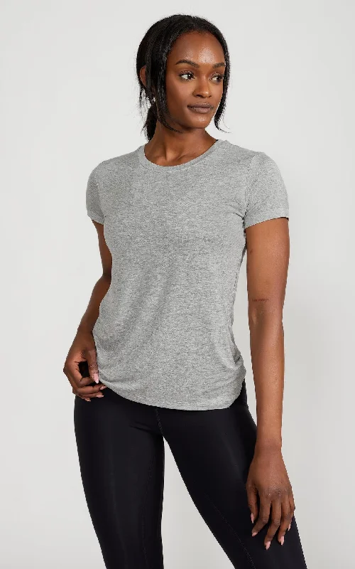 Simple And Comfortable The Perfect Tee in Grey