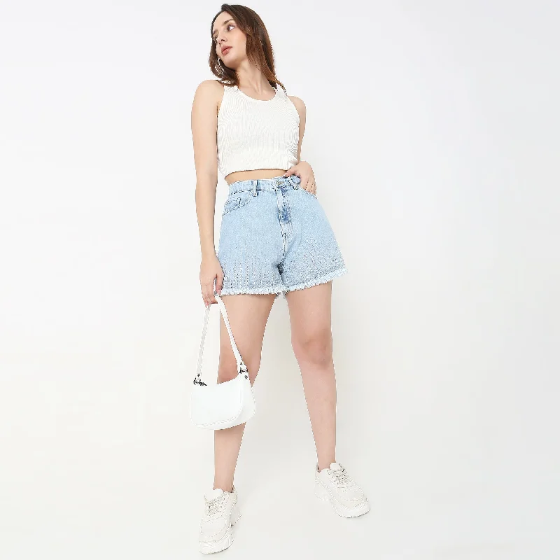 Minimalism Regular Fit Solid High Rise Shorts