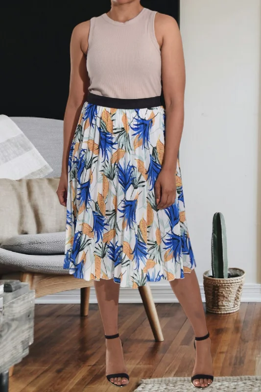 Fresh And Simple Blue Floral Pleated Skirt