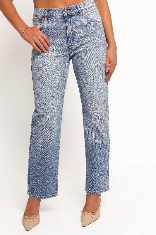 Urban Style Abrand Mid Straight Jeans - Felicia