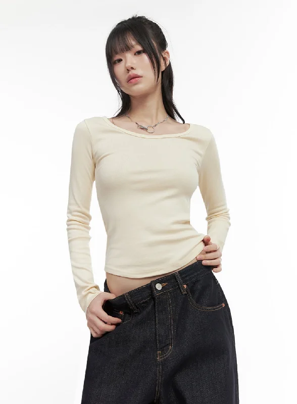 High Street Style Slim-Fit Cropped U-Neck Top  IN427