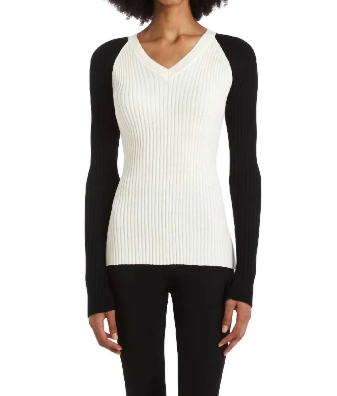 Sports And Leisure Scout Sweater In Ivory With Black