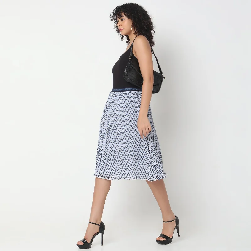 Comfortable And Cold-proof Regular Fit Printed Mid Rise Skirt