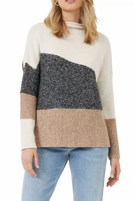 Fresh And Fashionable Lotty Color Block Knit Patch Sweater Top In Black