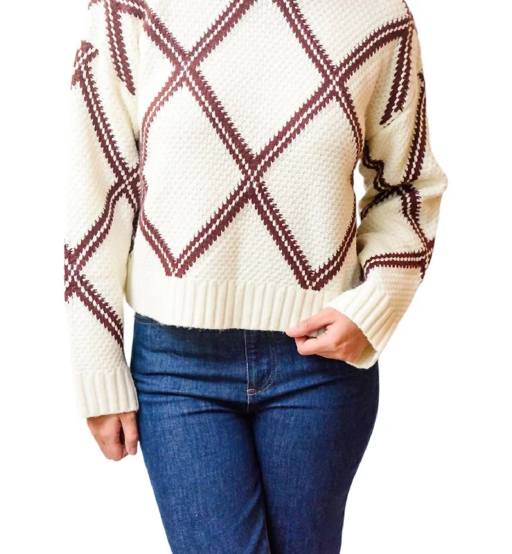 Outdoor Trend Diamond Sweater In Ivory