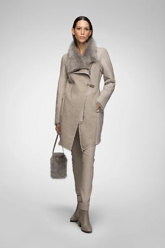 Must-have For Fashion Dione - Niobe Shearling Coat