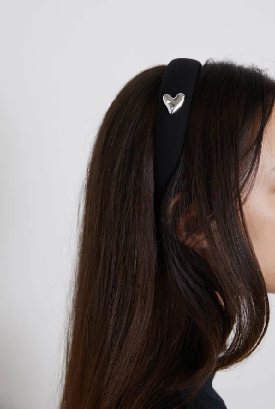 High-end Fashion HEADBAND WITH HEART PENDANT