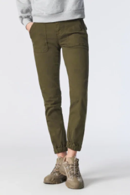 Age-reducing Style Ivy Slim Cargo